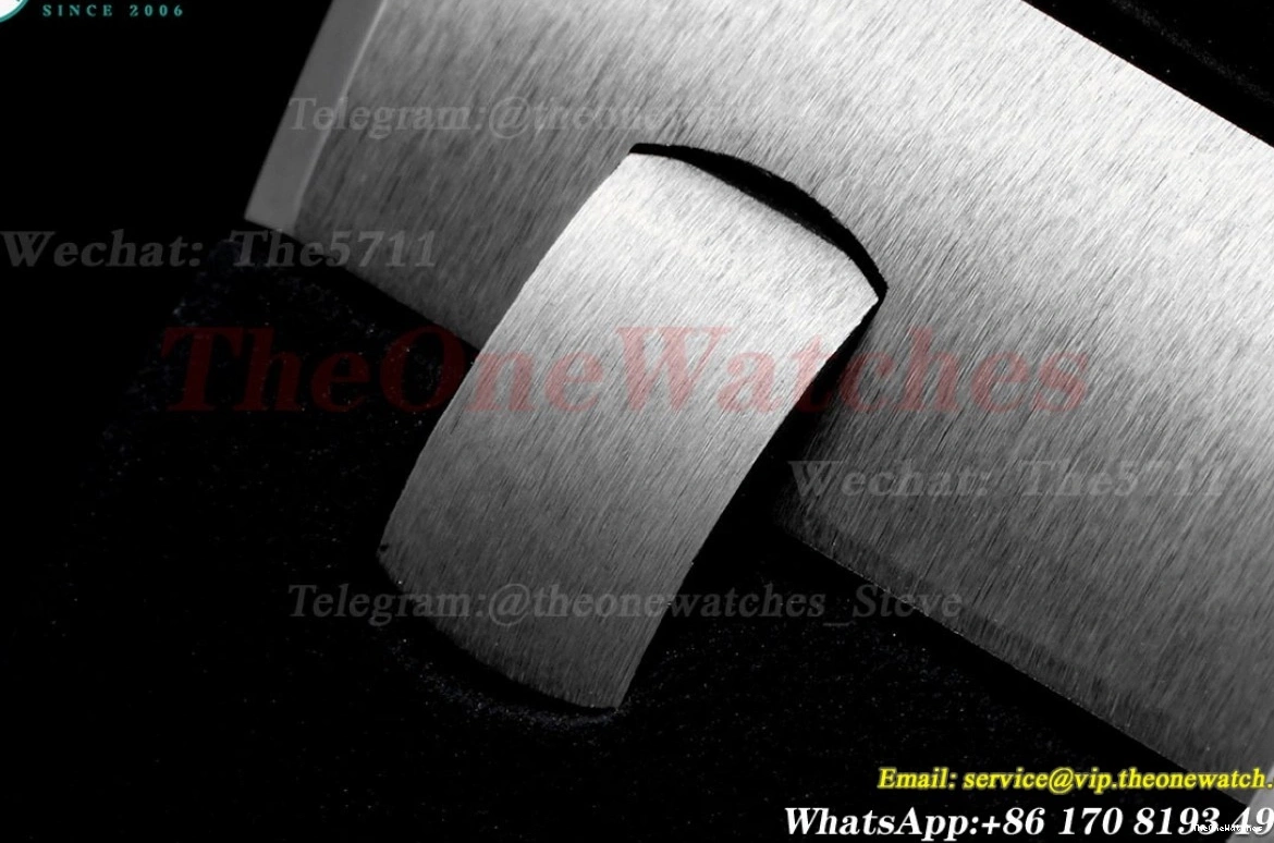 Stk Royal ZF Oak SS 15720 42mm RU Black A4308 Diver Offshore 1221